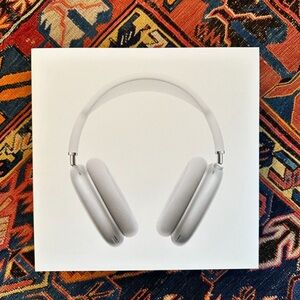 Apple air pod promax headphones